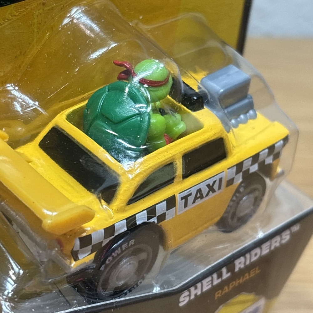 Teenage Mutant Ninja Turtles TMNT Shell Riders RAPHAEL Diecast Vehicle NIB 3+ - Picture 4 of 4